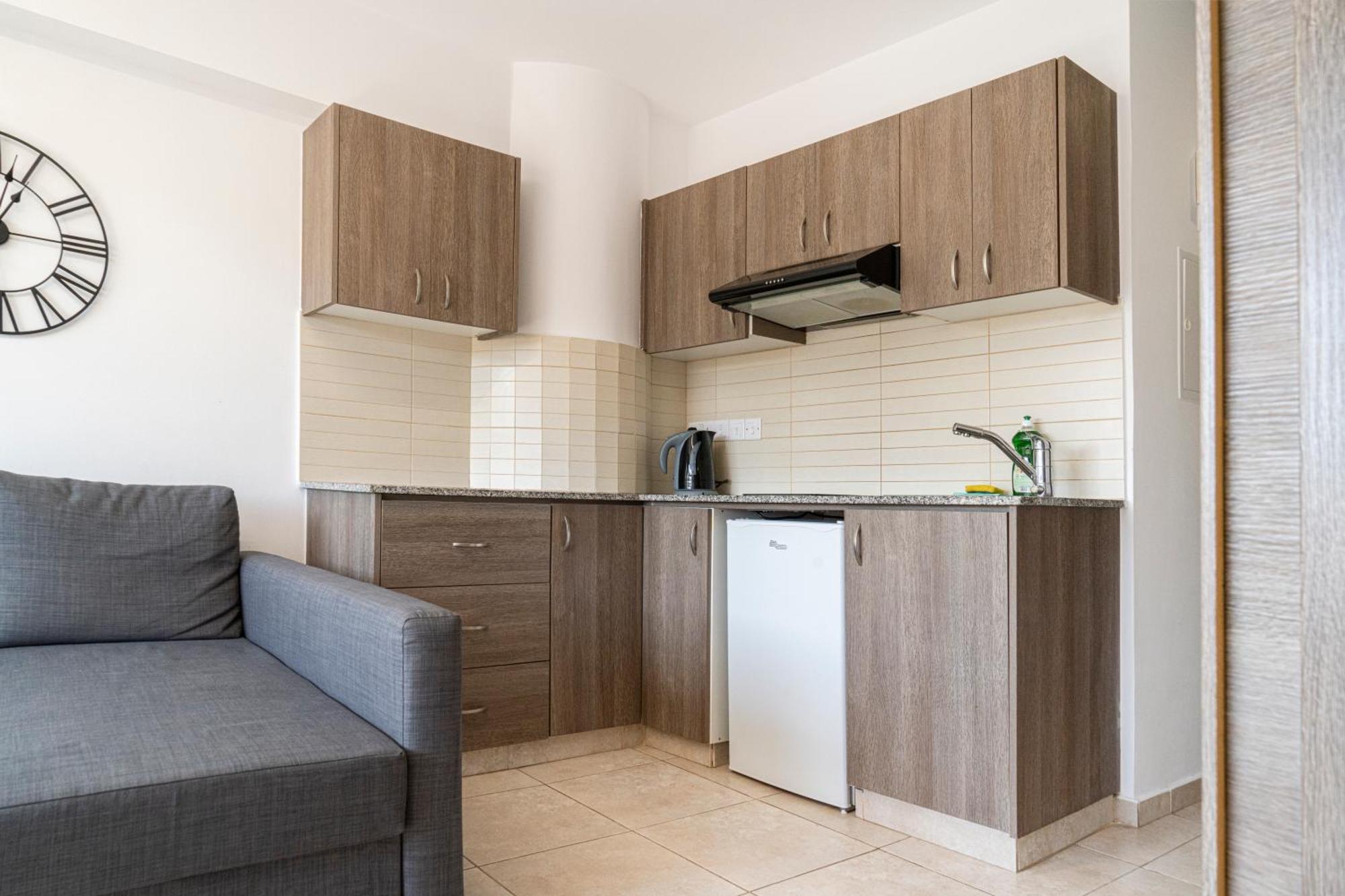 Appartments In The Historic Center Near Beach Limassol Exteriör bild