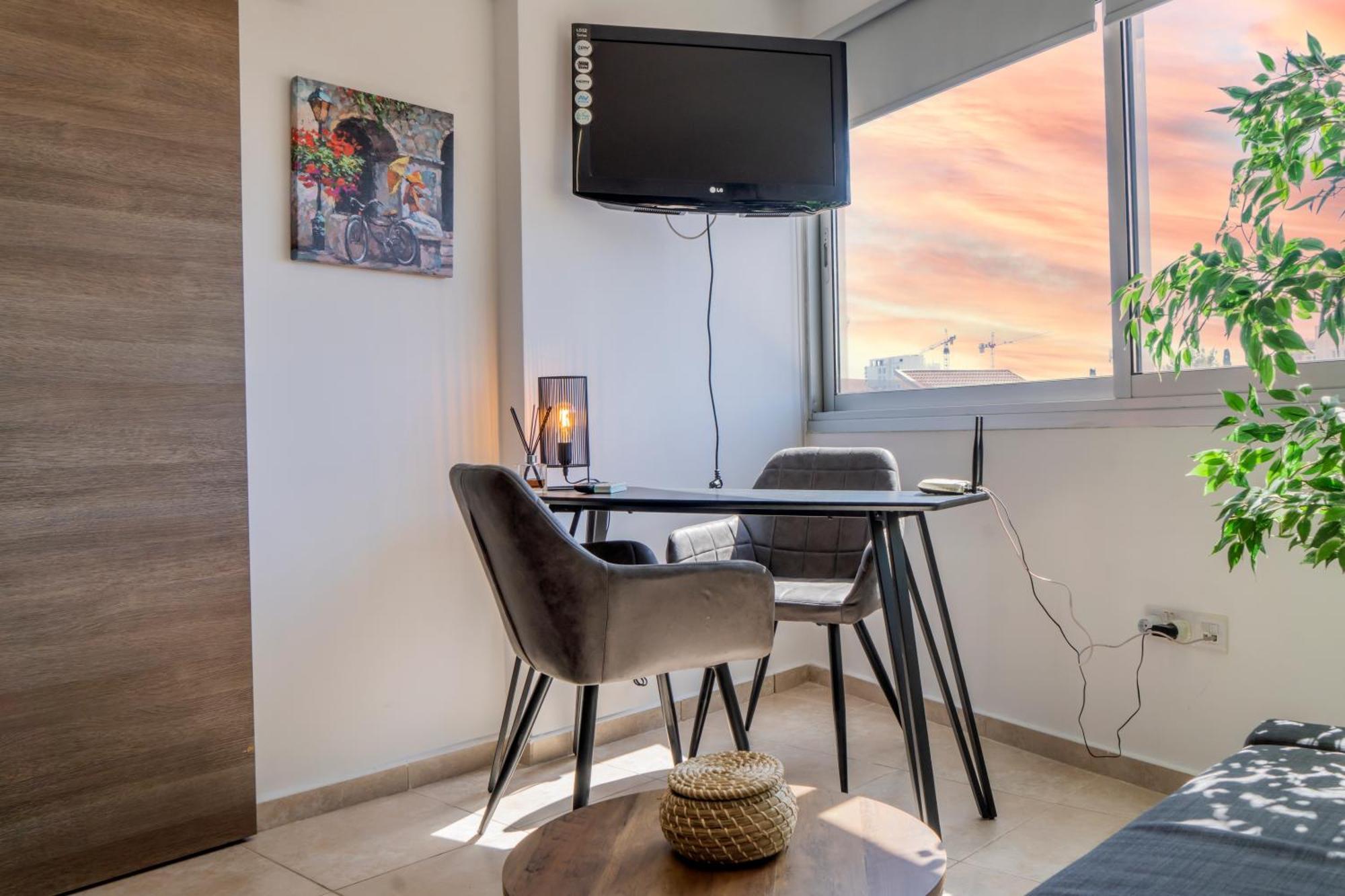 Appartments In The Historic Center Near Beach Limassol Exteriör bild