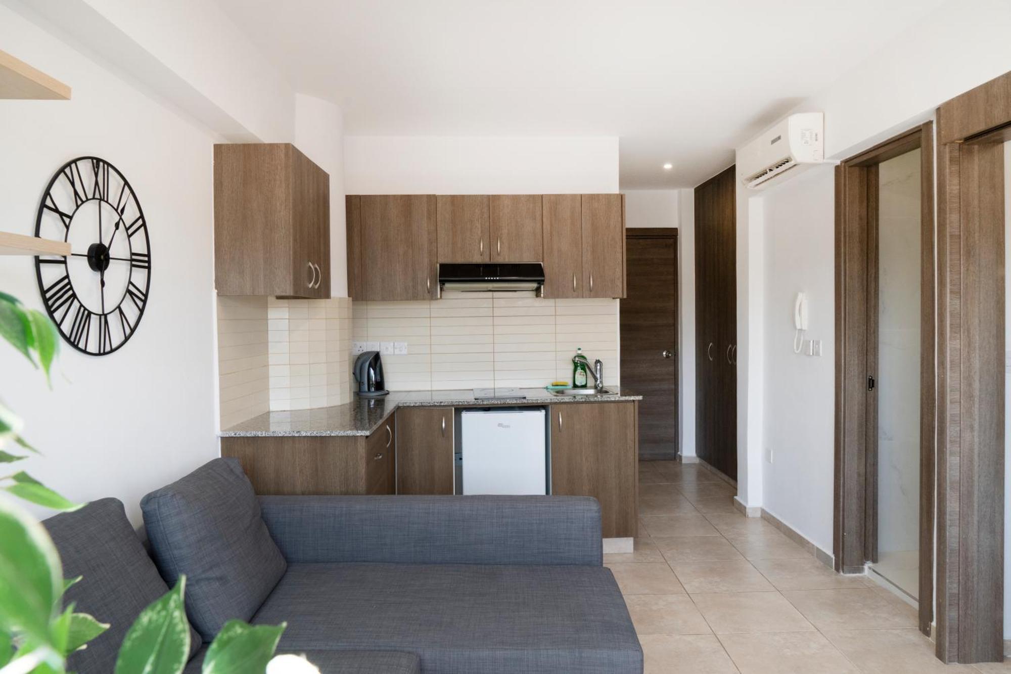 Appartments In The Historic Center Near Beach Limassol Exteriör bild