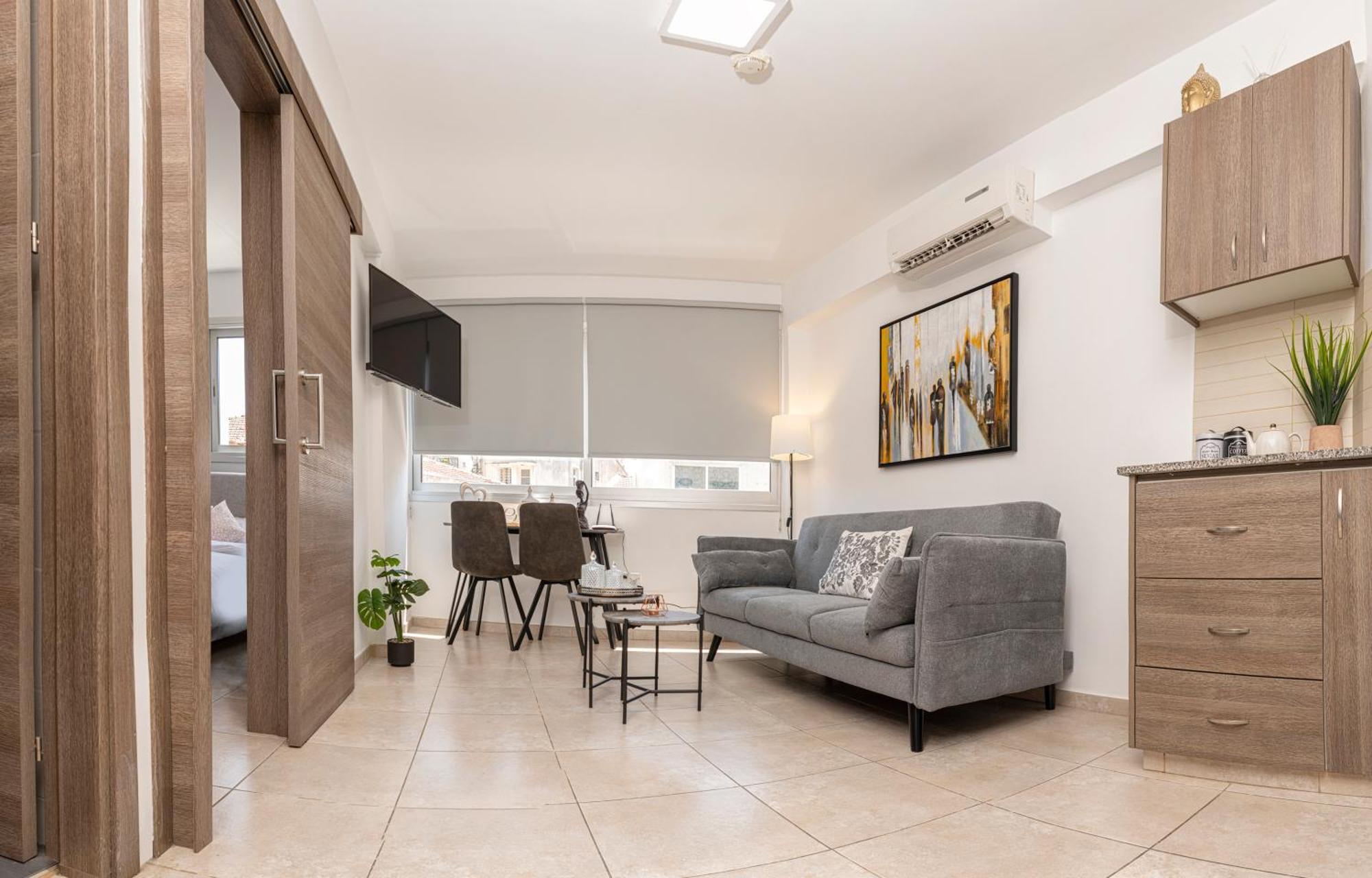 Appartments In The Historic Center Near Beach Limassol Exteriör bild