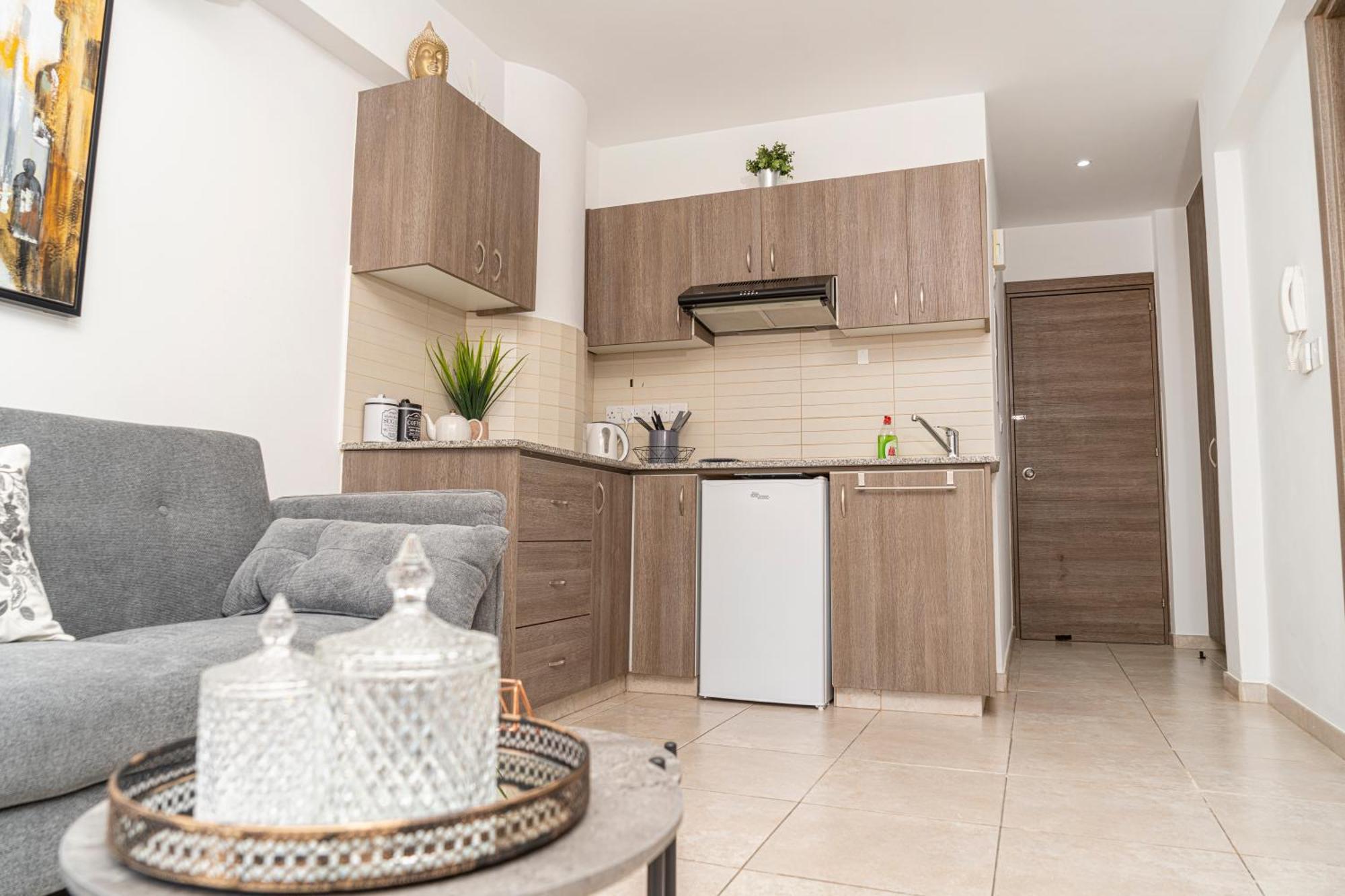 Appartments In The Historic Center Near Beach Limassol Exteriör bild
